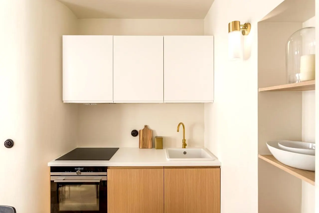 Lune Montorgueil Apartment Paris